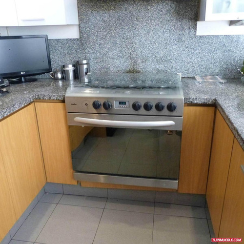 Imagen 6 de 12 de Se Vende Apartamentos En Los Ruices (negociable)
