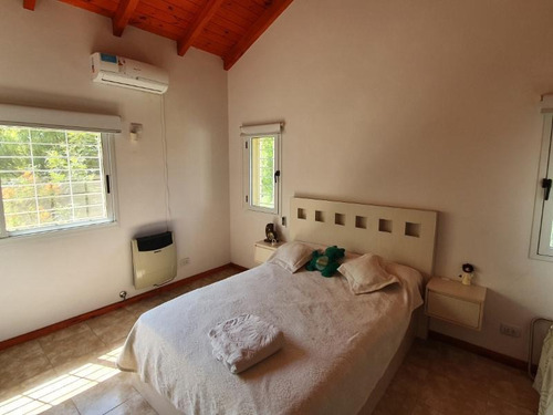 Imagen 15 de 30 de Esplendida Casa Con Terreno De 1.000 M2, Bv Rivadavia Y Junin, Vista Al Rio Asegurada !