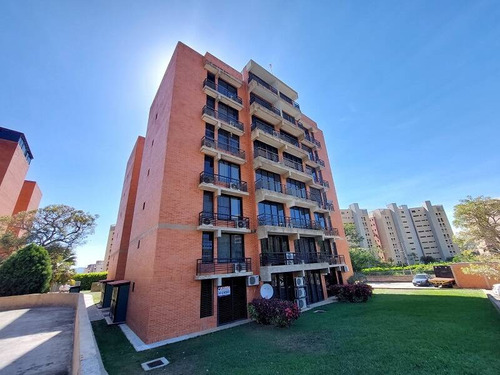 Frances Mijares Vende Atractivo Pent-house En Conj. Residencial Lomas De Mañongo, Urb. Piedras Pintadas Cod 227882