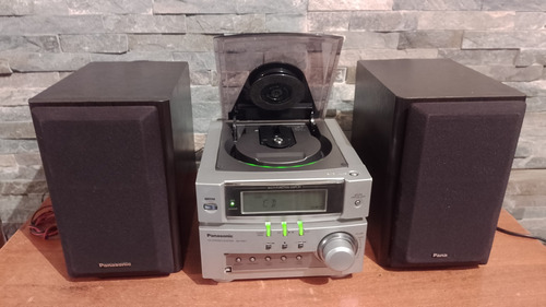 Microsystema Panasonic Radio Am-fm-cd-auxiliar-sound-reloj (Usado)