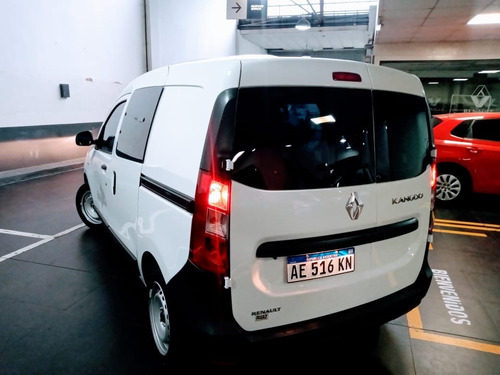 Imagen 17 de 20 de Renault Kangoo 1.6 Emotion 2020 Unico Dueño (eo)