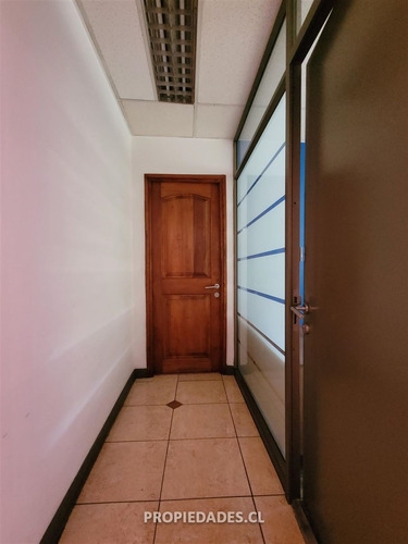 Local Comercial En Arriendo En Providencia