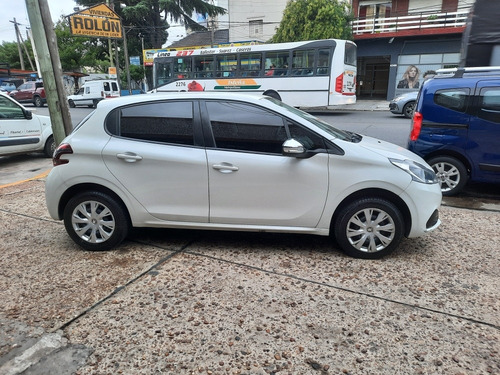 Peugeot 208 2017 1.5 Active