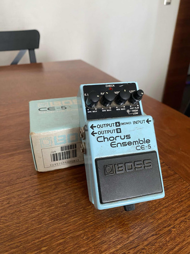 Boss Ce-5 Chorus Ensemble