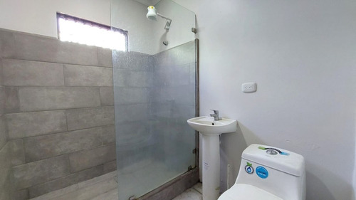 Imagen 9 de 9 de Casa Con Uso De Suelo Mixto Ubicada En Alajuela, Desamparados, Financiamiento Disponible