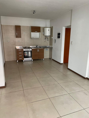 Departamento En Venta 2 Ambientes Monzerrat