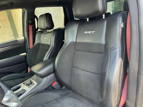Jeep Grand Cherokee 6.4 Srt-8 At