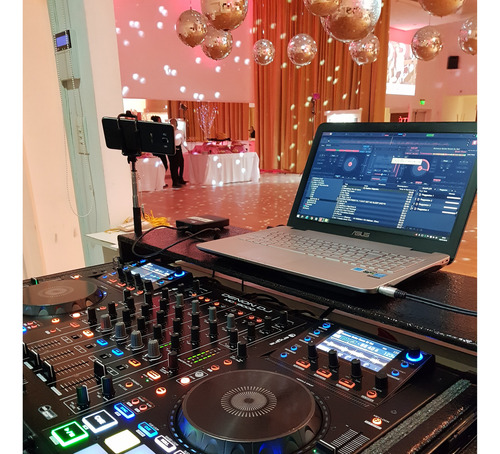 Controlador Dj Mixer Denon Mcx8000 Poco Uso Negro (Usado)