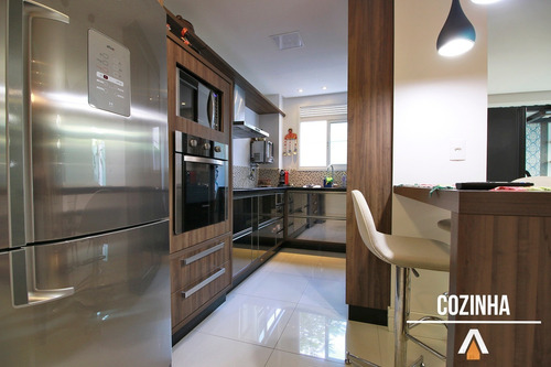 Acrc Imóveis - Apartamento À Venda, Com Amplo Terraço, 03 Dormitórios Sendo 01 Suíte E 02 Vagas De Garagem. - Ap01219 - 32143020