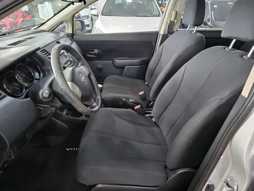 Nissan Tiida 1.8 Advance Sedan Mt