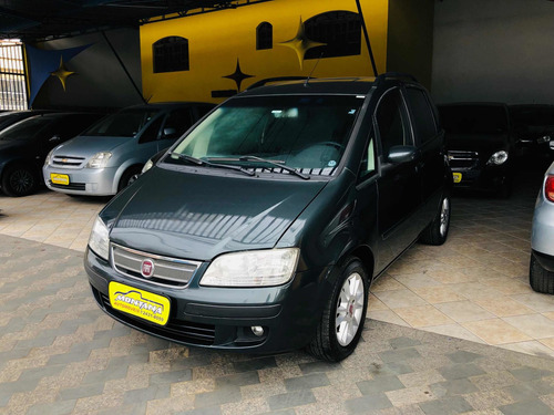 Imagem 1 de 10 de Fiat Idea 2010 1.4 Elx Flex 5p