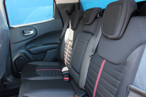 Imagem 14 de 15 de Fiat Toro Fredom 1.8 Automático 2019