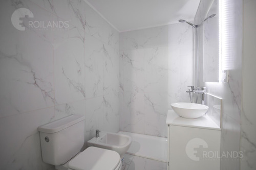 Monoambiente En Venta Con Patio En Flores