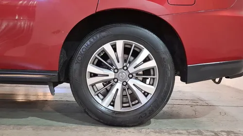 Nissan Pathfinder 3.5 Advance At