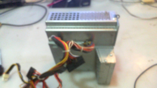 Fuente De Poder Hp Compaq Dc7800 Sff 437352-001 240w Plateado (Usado)