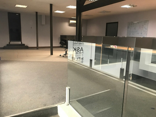 Local Comercial, Oficinas Y Sector Para Deposito