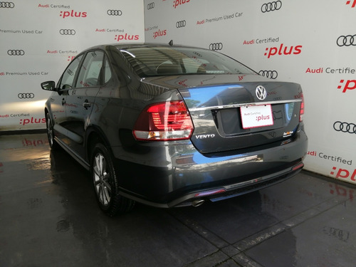Imagen 4 de 15 de Volkswagen Vento Confortline Plus