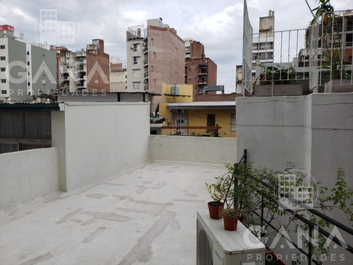 Imagen 20 de 21 de Casa De Pasillo De 2 Dormitorios En Barrio Martin - Reciclar