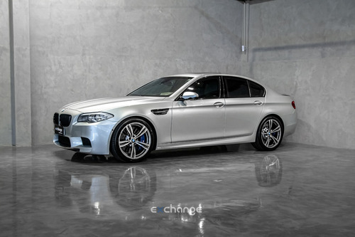 BMW M5 4.4 V8 32V GASOLINA 4P AUTOMÁTICO