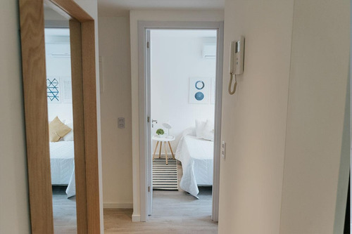 Imagen 9 de 16 de Km 0 Austral | 801 Apartamento 1 Dormitorio En Venta En Centro (montevideo) | Piso Alto Con Box | Gran Terraza Y Parrillero
