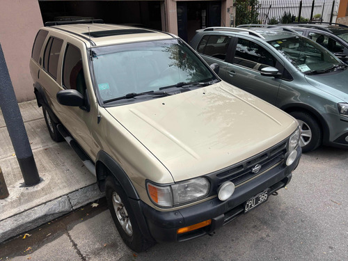 Nissan Pathfinder 3.3 Se