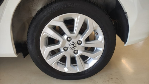 Imagem 5 de 11 de Honda Fit Lx