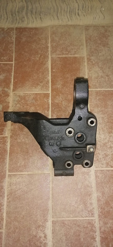 Base Soporte De Alternador De Fiat Palio Weekend 1.8 Siena 