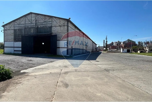 Se Arrienda Bodega 2.000 M2 Ex Iansa Linares
