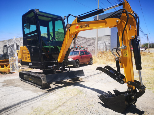 2024 Miniexcavadora Agt Qnt30 (nueva) Motor Kubota 2.5 Tons.