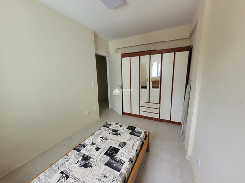 Imagem 8 de 15 de Apartamento 01 Dormitório Para Alugar No Centro De Santa Maria Com Elevador E Garagem No Ed Barcelona - 996519
