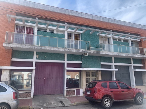 Vendo Importante Ph Con 6 Deptos Y 2 Depositos En Alta Cba!