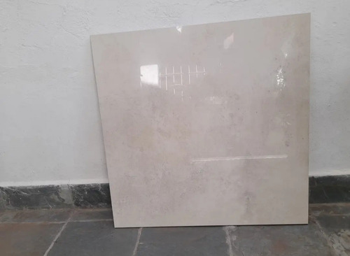 Lote De 43 Porcelanato/ San Lorenzo Primera Calidad. Marfil (Usado)