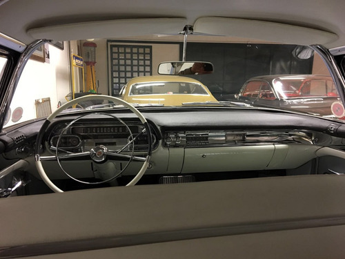 Cadillac De Ville 1957