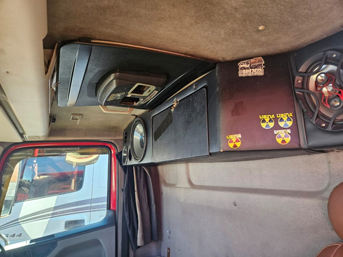 Vw 24-250 Carga Seca Bitruck 8x2 10/10