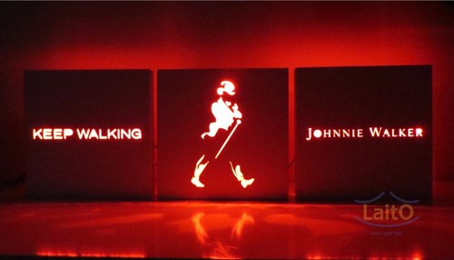 Cartel Luminoso Johnnie Walker Triptico Led Multicolor Laito