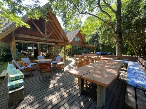 Imagen 7 de 29 de Increíble Casa En Sector Antupiren