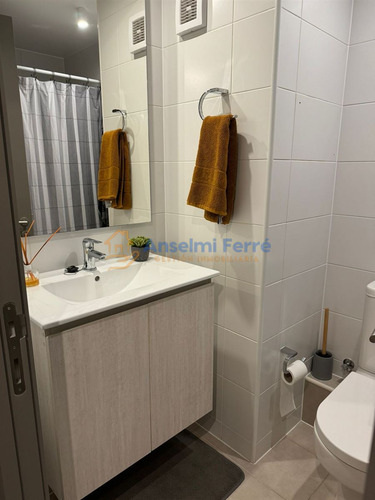 Departamento En Arriendo De 2 Dorm. En Cerro Paranal
