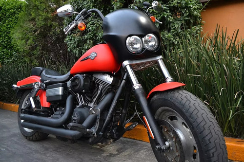 Llamativa Harley Davidson Dyna Fat Bob 1690cc