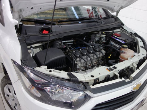 Chevrolet Onix Onix 1.0 MPFI LT 8V FLEX 4P MANUAL