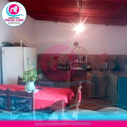 Imagen 2 de 5 de Casa En Venta Mamo, Catia La Mar La Guaira.