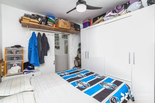 Apartamento Em Bom Fim Com 1 Dormitório - Vp87875