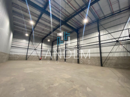 Imagen 6 de 12 de Excelente Galpón Con Oficinas Y Vestuarios A Estrenar En Parque Industrial A Mts De Panamericana!