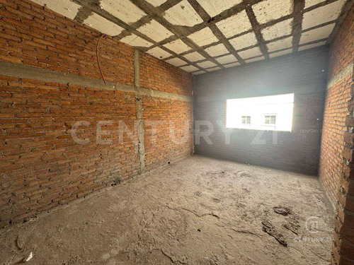 Casa En Venta En Lomas Universidad Iii Chihuahua, Chih.