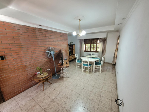 Avellaneda 2500 - Casa En Venta De 3 Dormitorios Planta Alta - Rosario Bella Vista