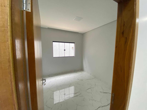 Casa Com 2/4 Em Taquaralto