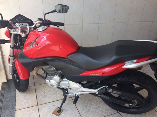 Cb 300 R Vermelha Impecável Com Baixa Quilometragem!