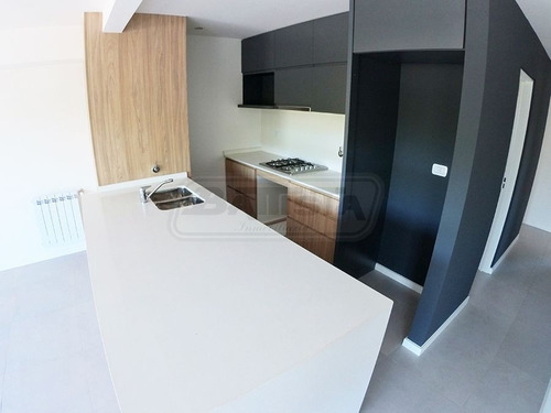 Imagen 6 de 14 de Departamento En Venta En Haedo Centro