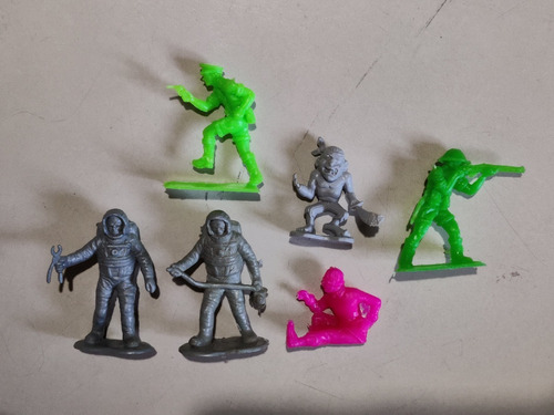 Imagen 7 de 10 de Lote De Soldaditos De Guerra Y Medievales