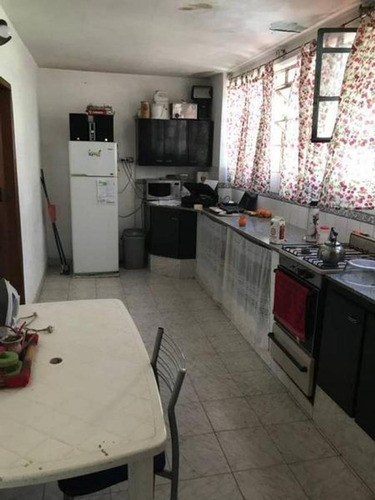 Imagen 8 de 19 de En Venta. Casa 3 Ambientes Con Parque. Consulte!
