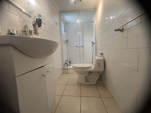 Casa En Venta De 3 Dorm. En La Florida